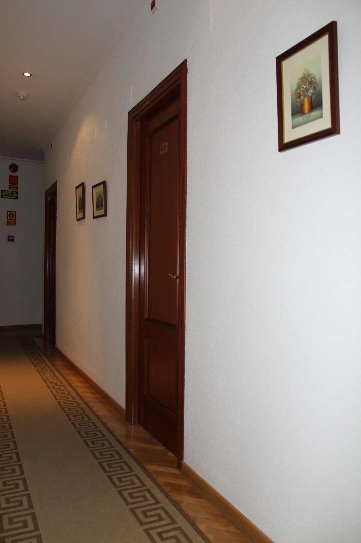Hostal Jerez Madrid Exterior photo